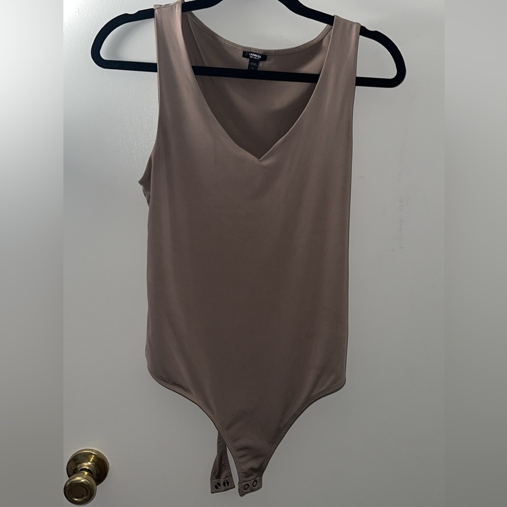 Express body suit
